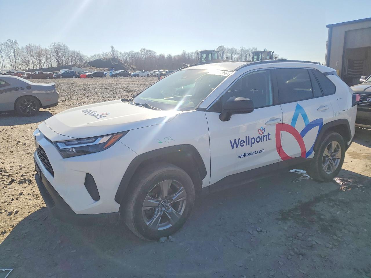 2024 Toyota RAV4 — vista principal